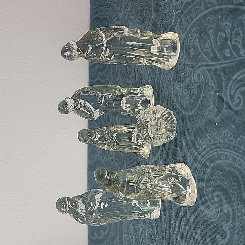 Nativity 6 Piece Clear Glass Set Vintage Windsor Collection